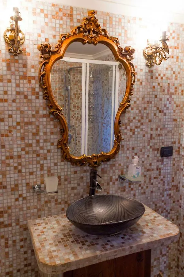 Residenza Vesuvio Napoli 0*,  Italia