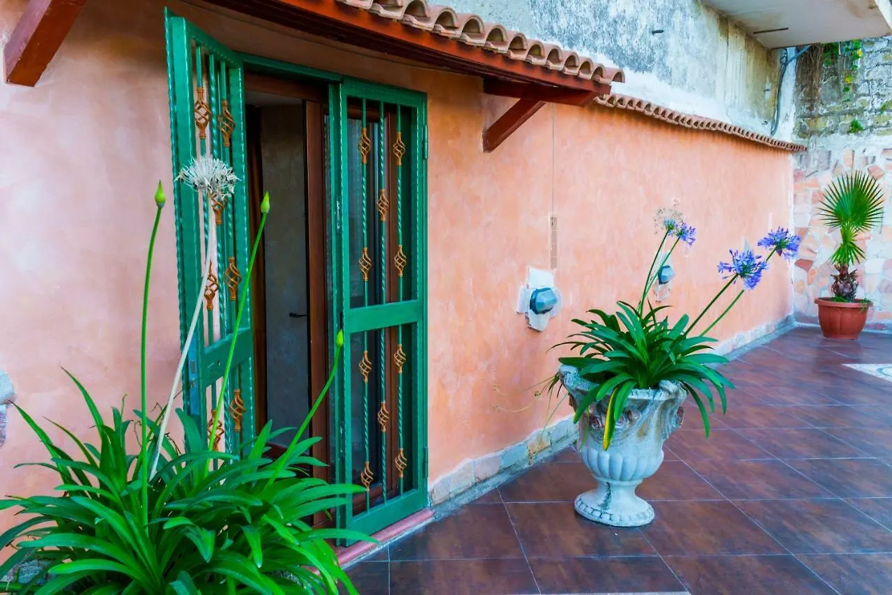 Residenza Vesuvio Napoli 0*,